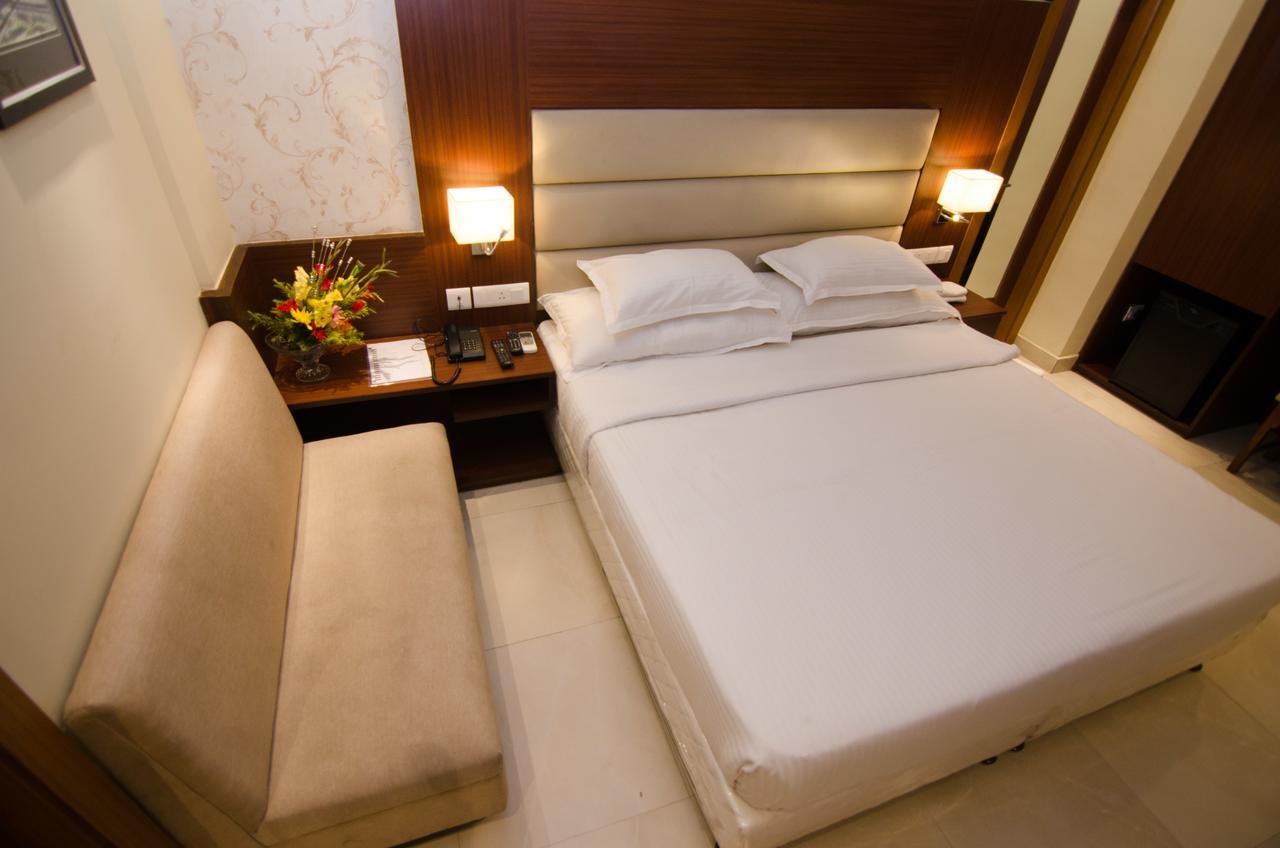 Aura hotel Kalkutta Kültér fotó
