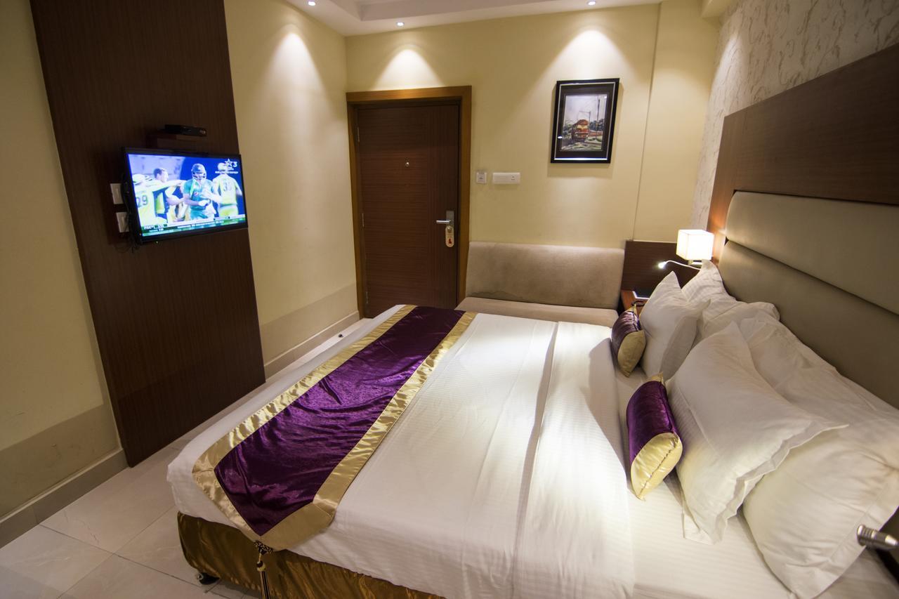 Aura hotel Kalkutta Kültér fotó